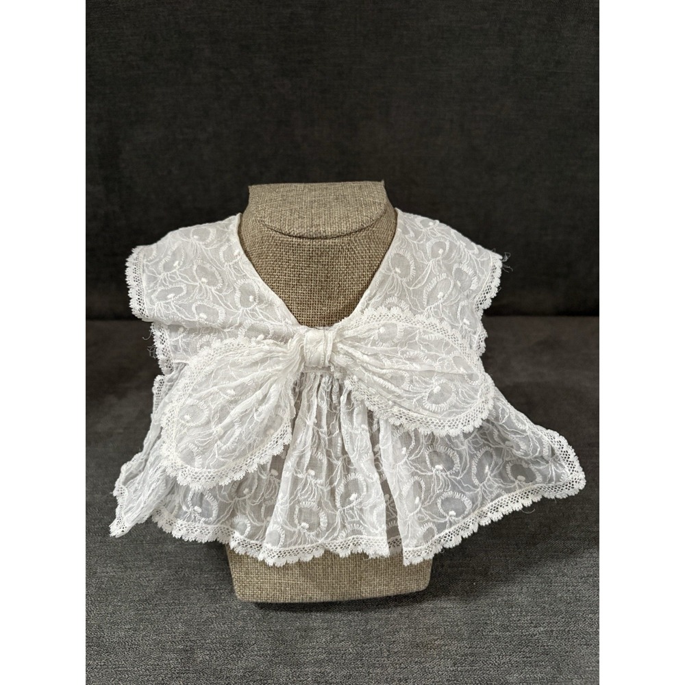 Gothic Lolita Detachable Lace Ruffle Collar / Victorian Jabot Neck Accessory Bow